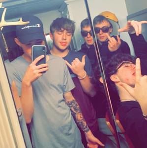 Meet your Posher, James